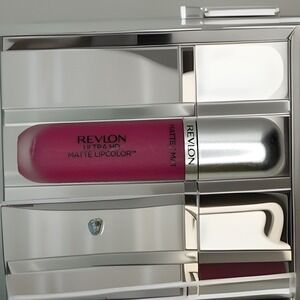 Revlon‎ Ultra HD Matte Lip Color HD Obsession 605 Pink Bold Vibrant Fuchsia New